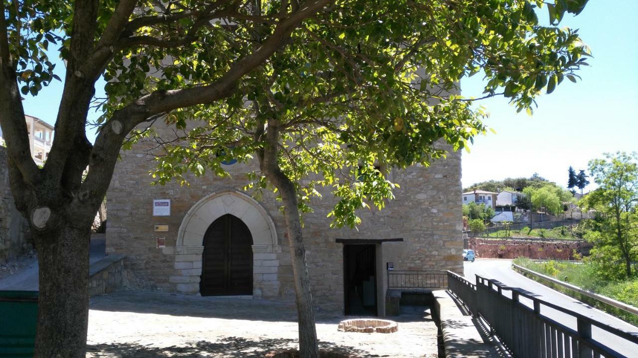 Albergue de Benabarre Exterior foto