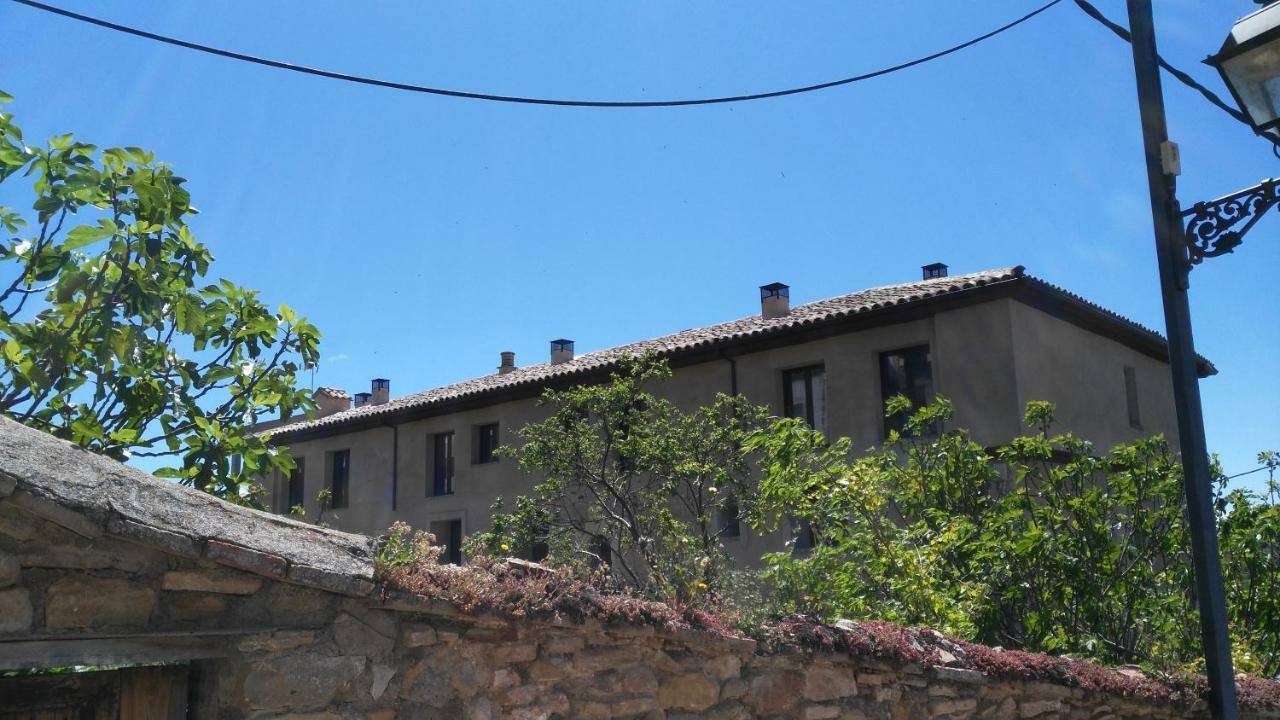 Albergue de Benabarre Exterior foto